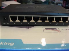 性价比之选 华硕铁壳交换机仅125元，实用型网络设备推荐